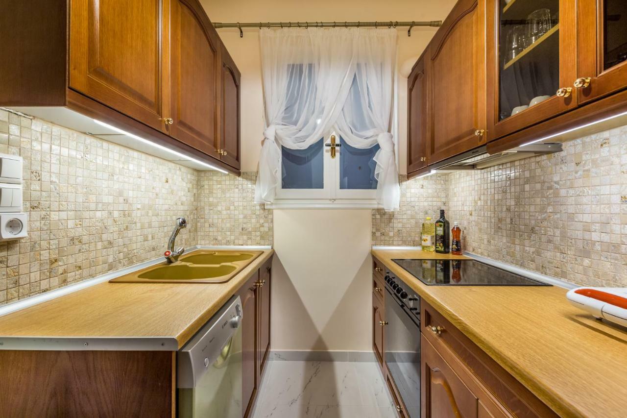 Chic Flat In Kolonaki Next To American Embassy Ateny Zewnętrze zdjęcie